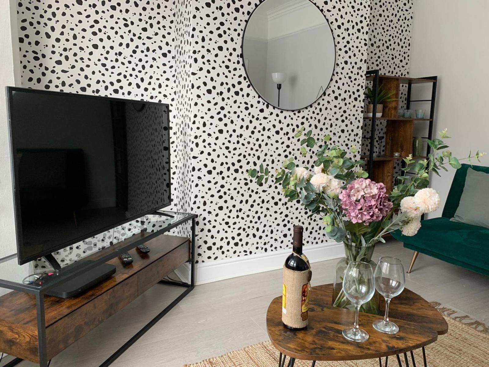 House Of Cosy Dots Villa นอร์ทแธมป์ตัน ห้อง รูปภาพ